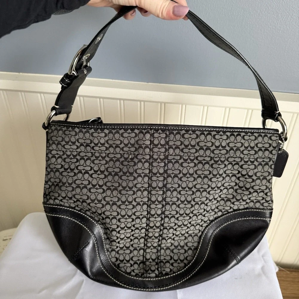 Coach Soho Signature C Crescent Hobo Handbag Shoulder Bag Purse Black